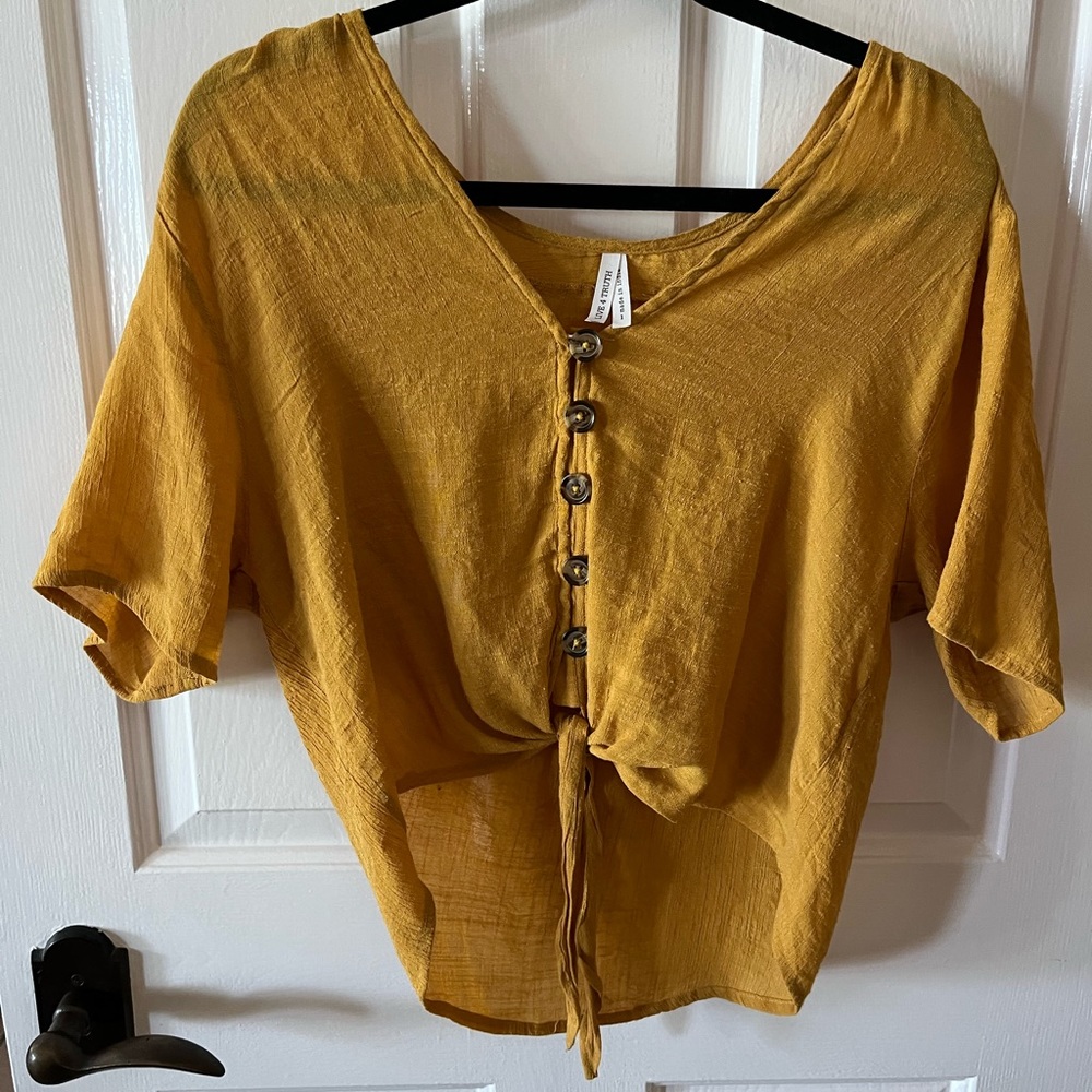 Live 4 truth mustard yellow crop top size L women’s